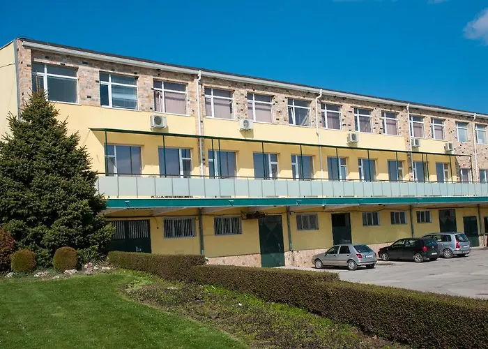 Hostel Izida 2