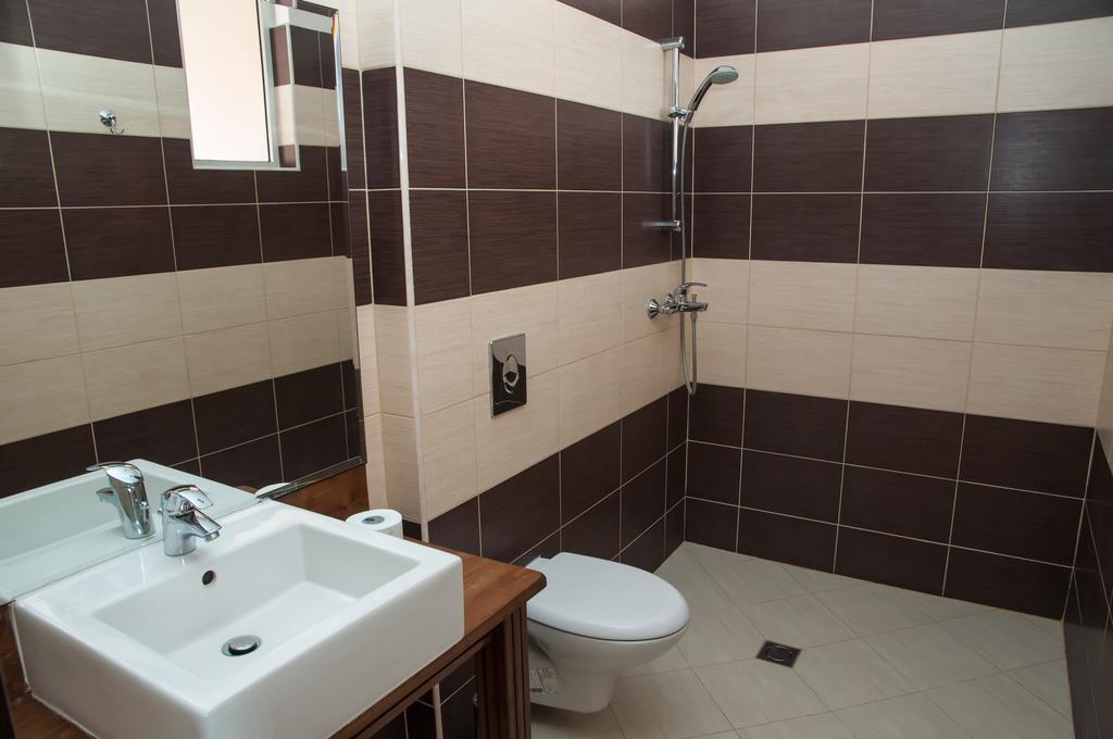 Izida 2 * Dobrich